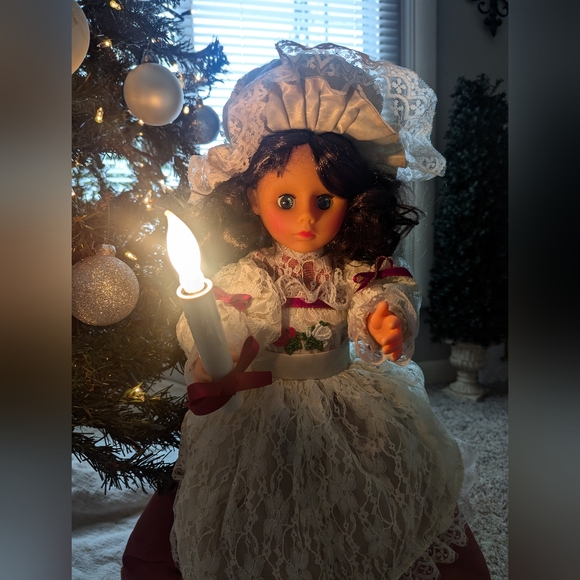 RALPH LAUREN CHRISTMAS STYLE Animated Victorian Caroler Vintage - Picture 6 of 17